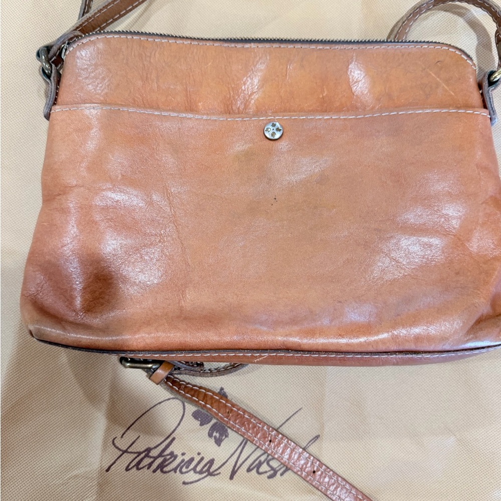 Patricia Nash Tan Leather Envelope Flap Crossbody - Picture 6 of 15